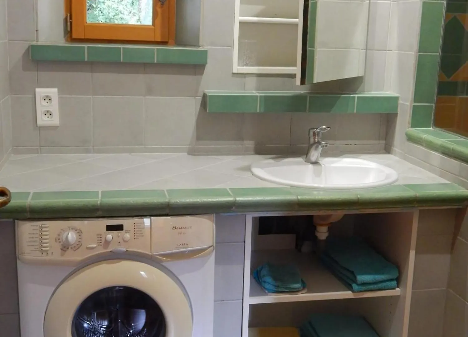 Villa Spacieuse A Chamaret Avec Piscine Privee
